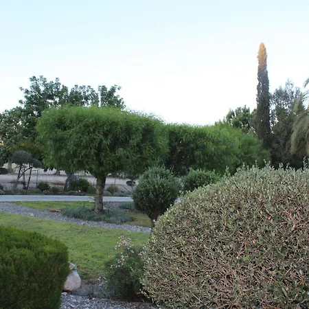 St.george's Country Retreat *