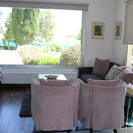 St.george's Country Retreat *