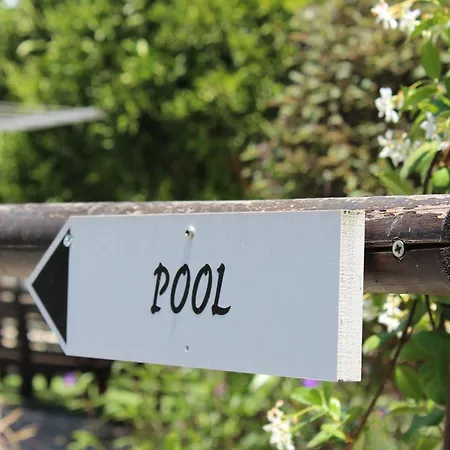 St.george's Country Retreat *