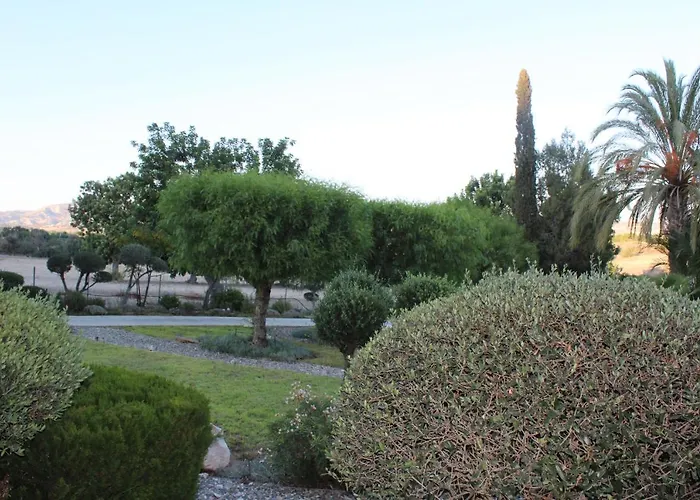 St.george's Country Retreat *